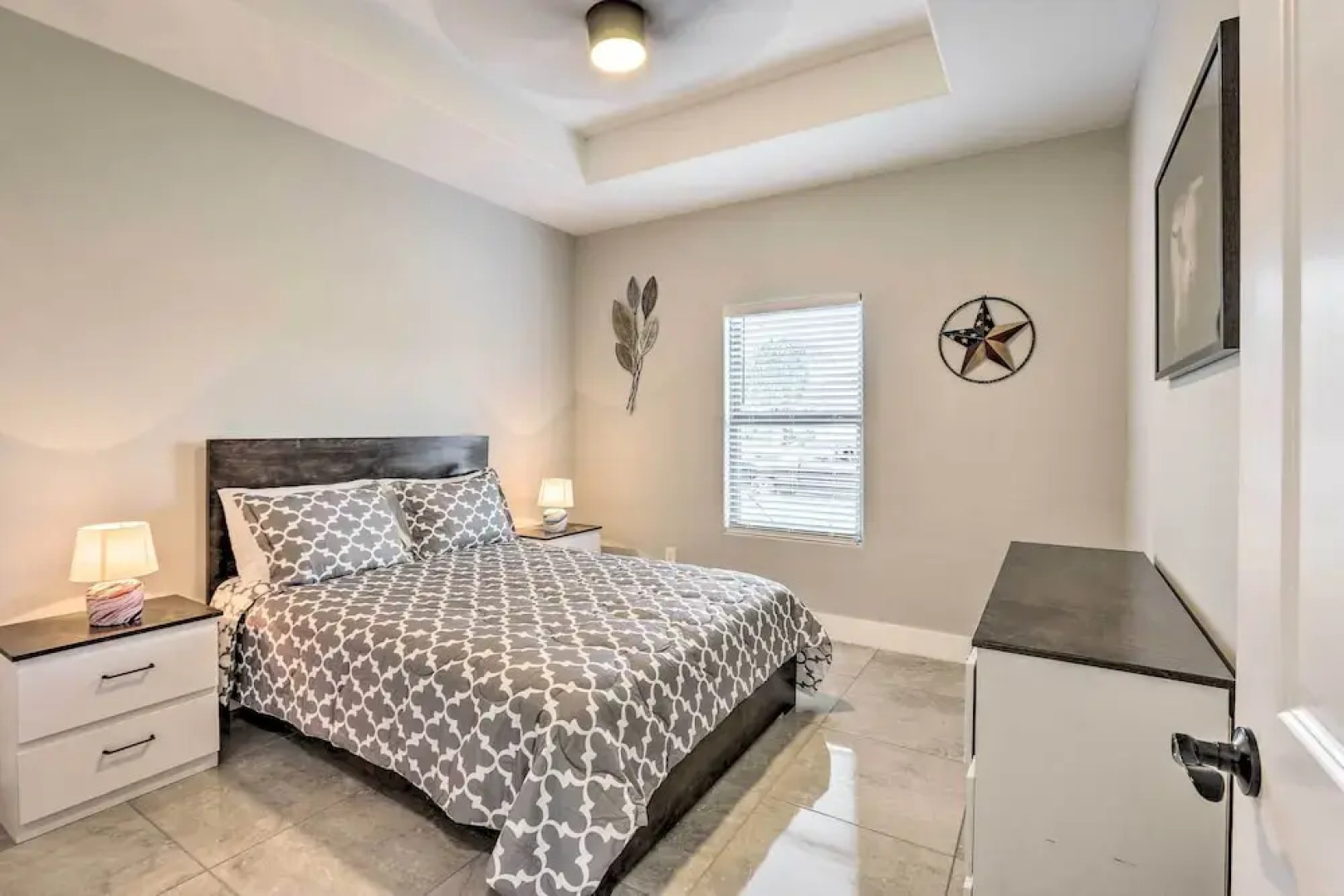 Stunning Laguna Vista Retreat w/ Pool & Grill