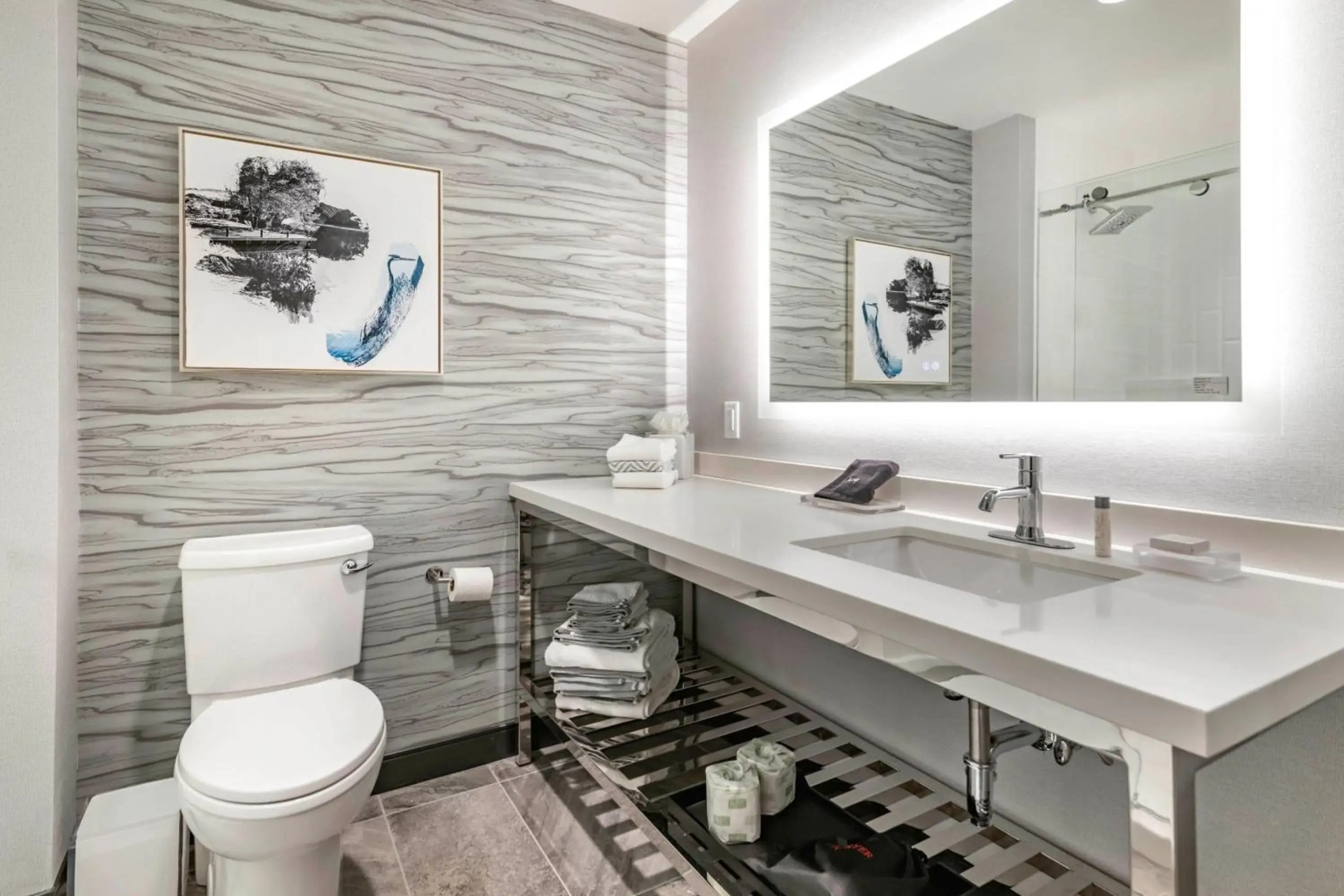 Cambria Hotel Lake Placid - Lakeside Resort