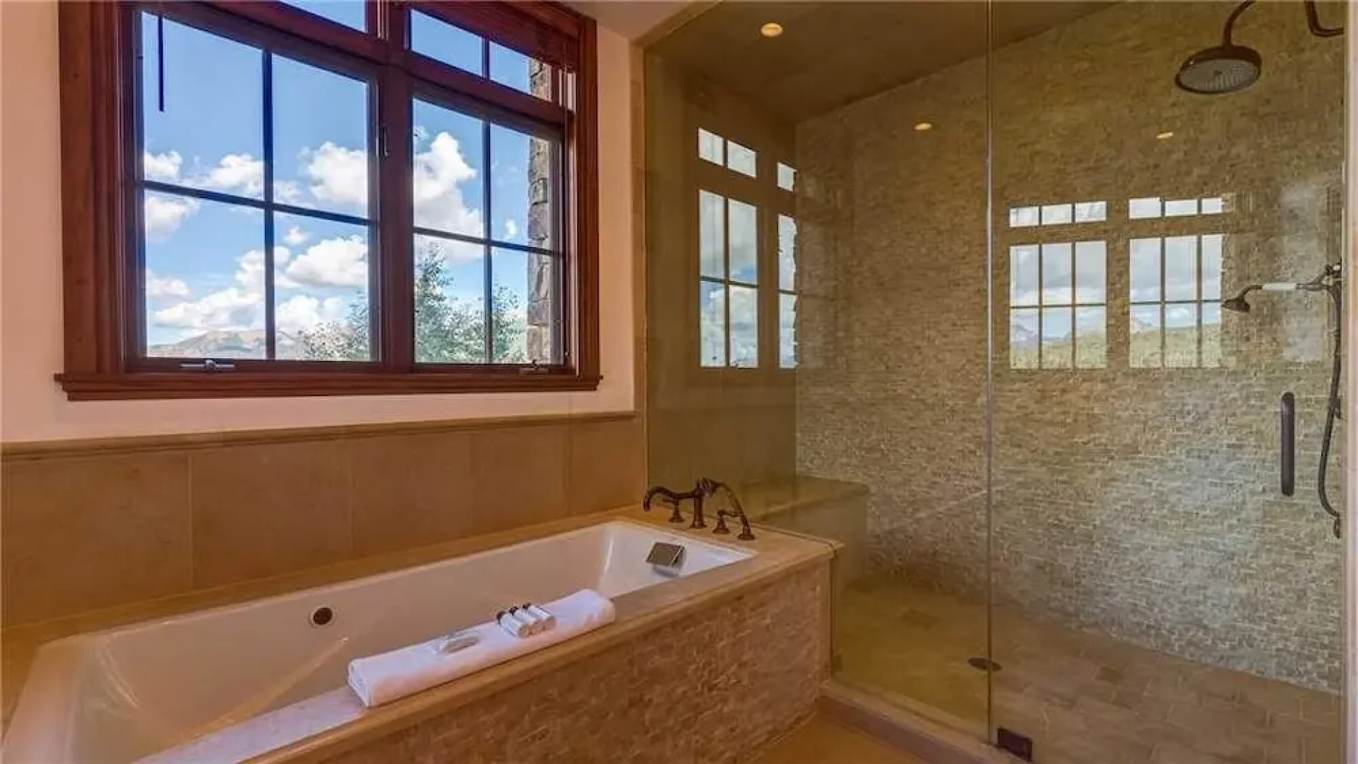 See Forever San Sophia 114