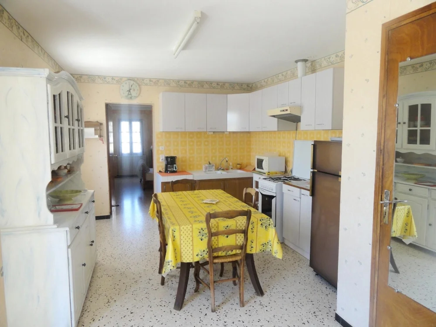 House With 2 Bedrooms in Saint-laurent-la-vernède, With Enclosed Garde