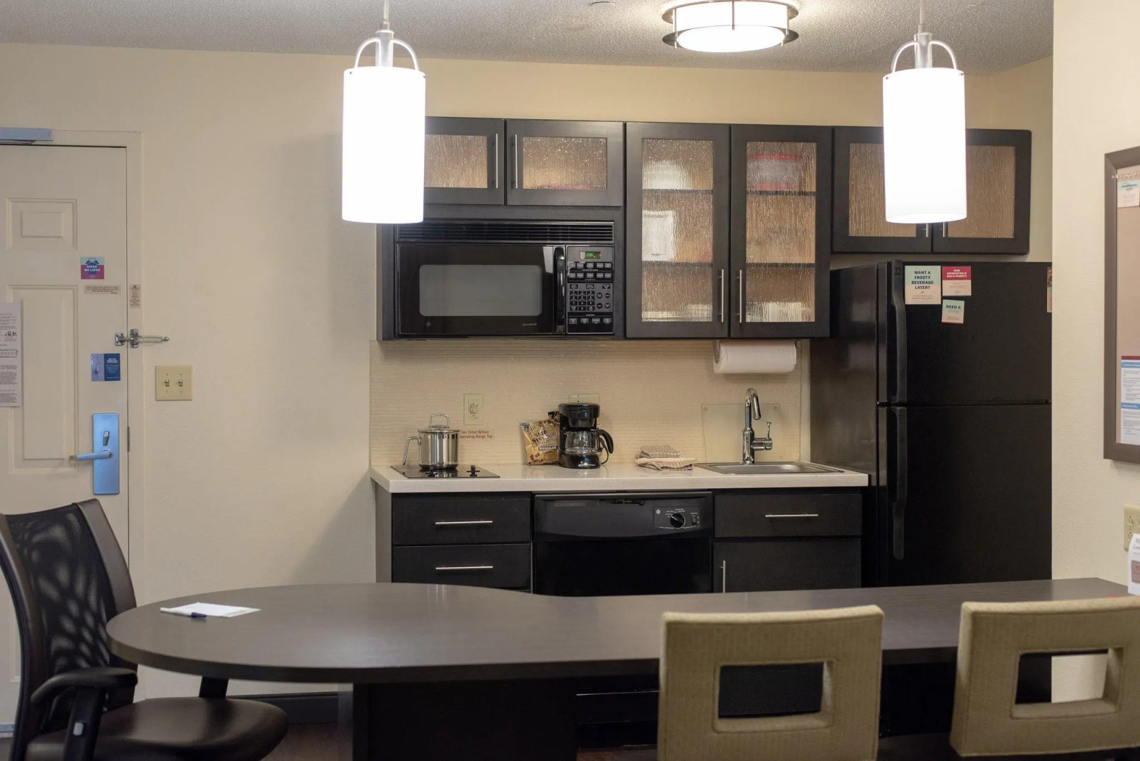 Sonesta Simply Suites Pittsburgh Airport