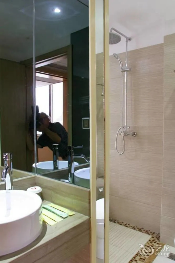 Yantai Tonghui Hotel