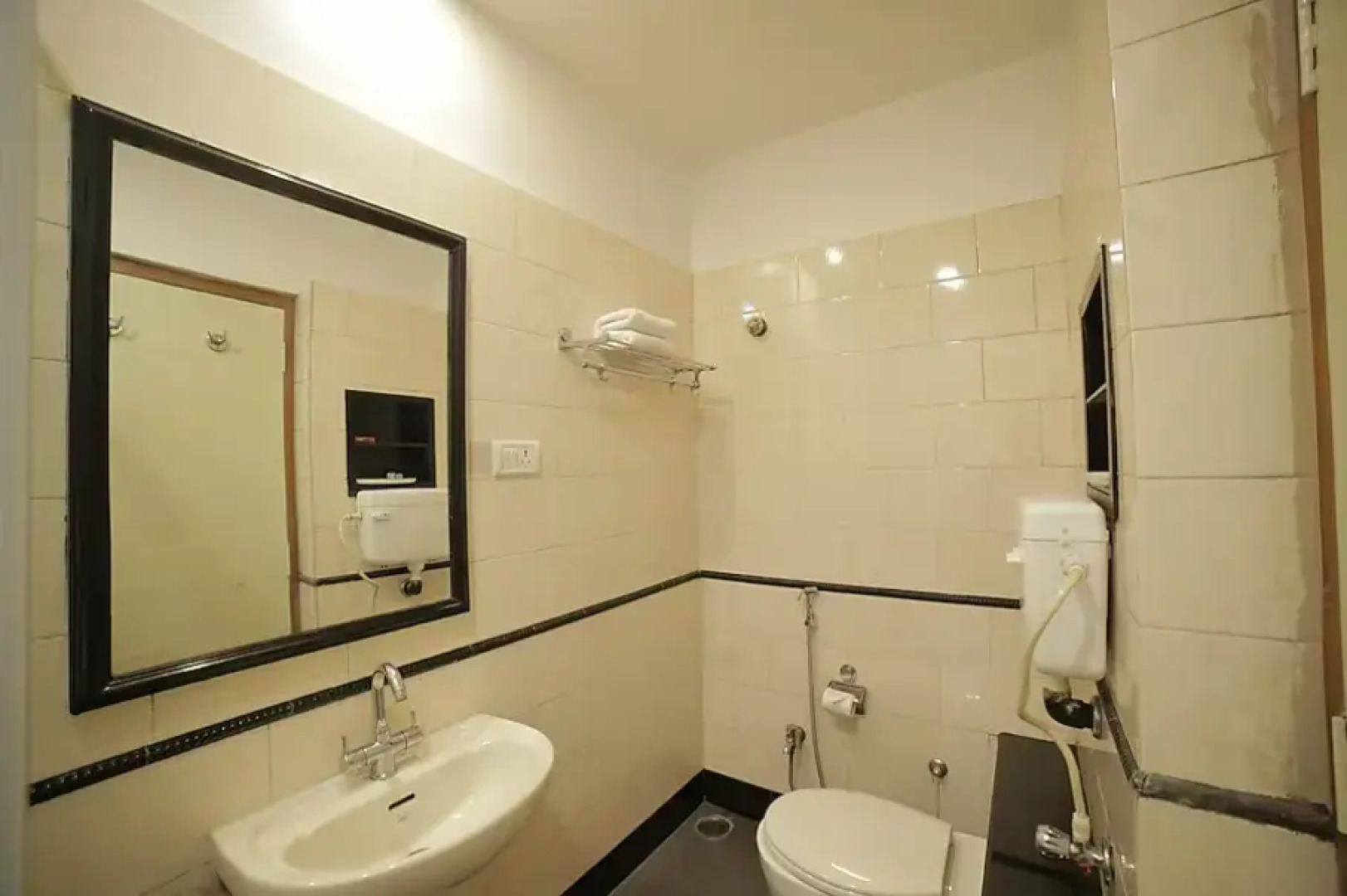 Blue Diamond The Hotel