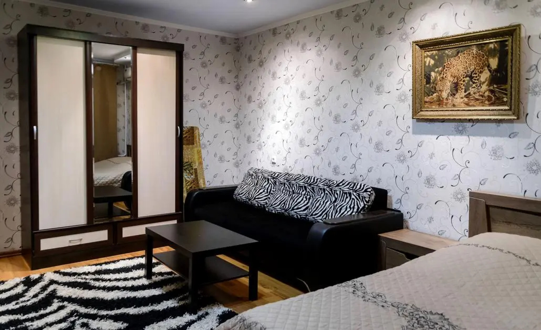 Атлант на Арсенальной