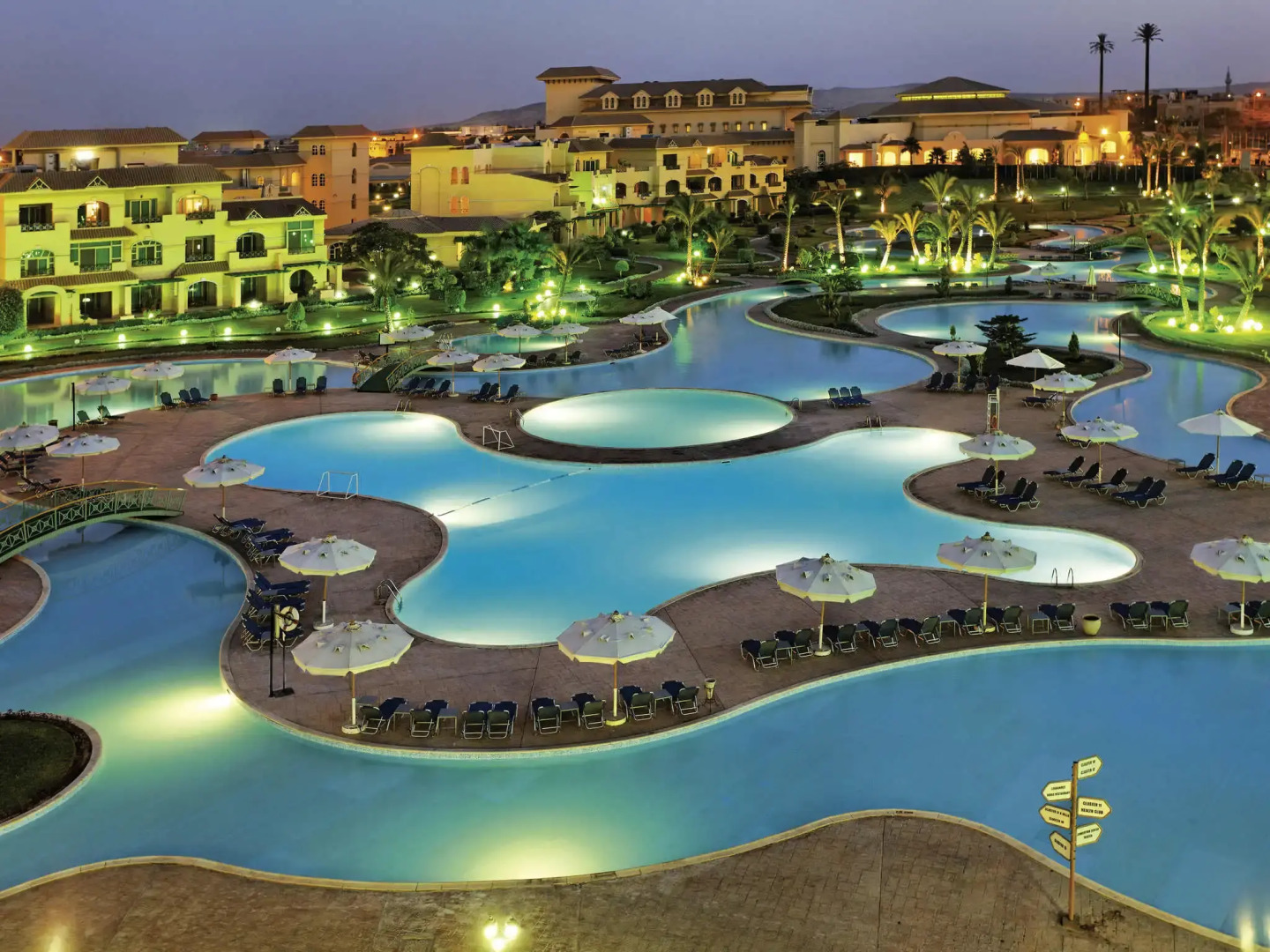 Mövenpick Hotel Cairo - Media City