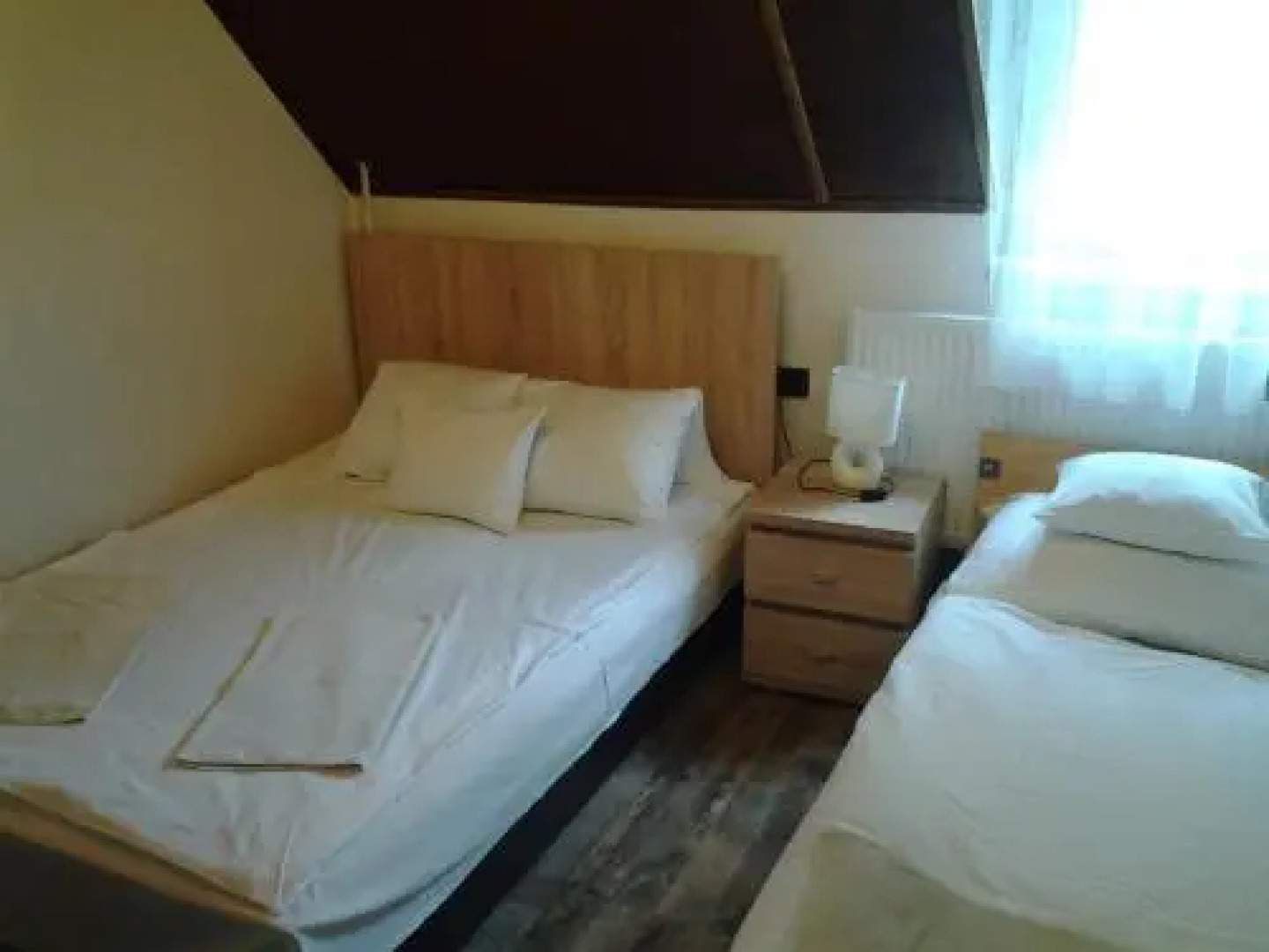 Sztráda Romantika Panzió és Étterem