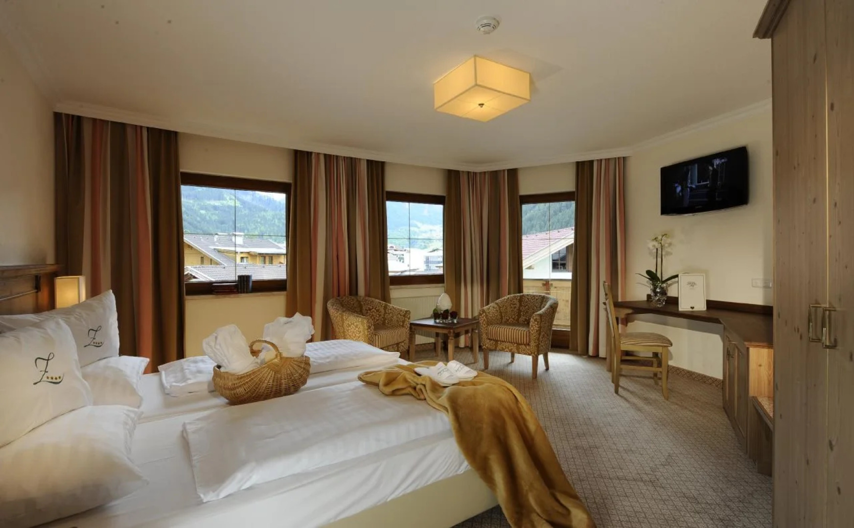 ZILLERTALERHOF - Alpine Hideway