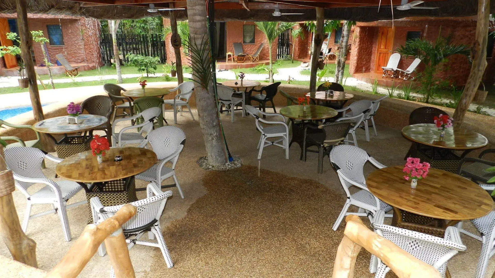 Panglao Chocolate Hills Resort