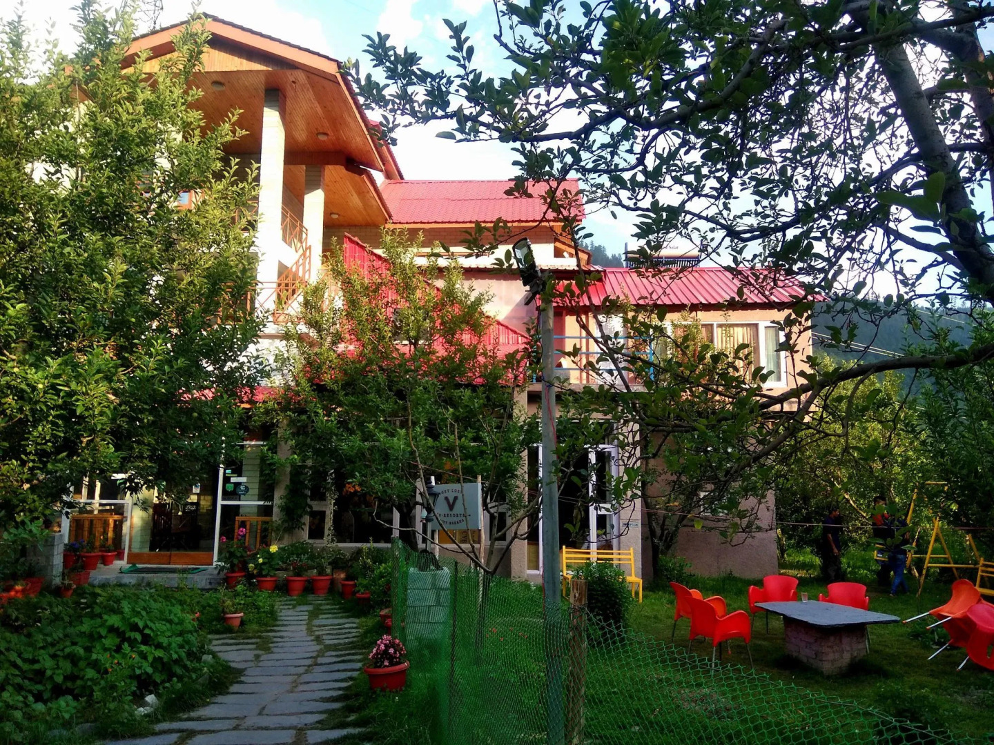 Countryside Himalayan Resort, Manali