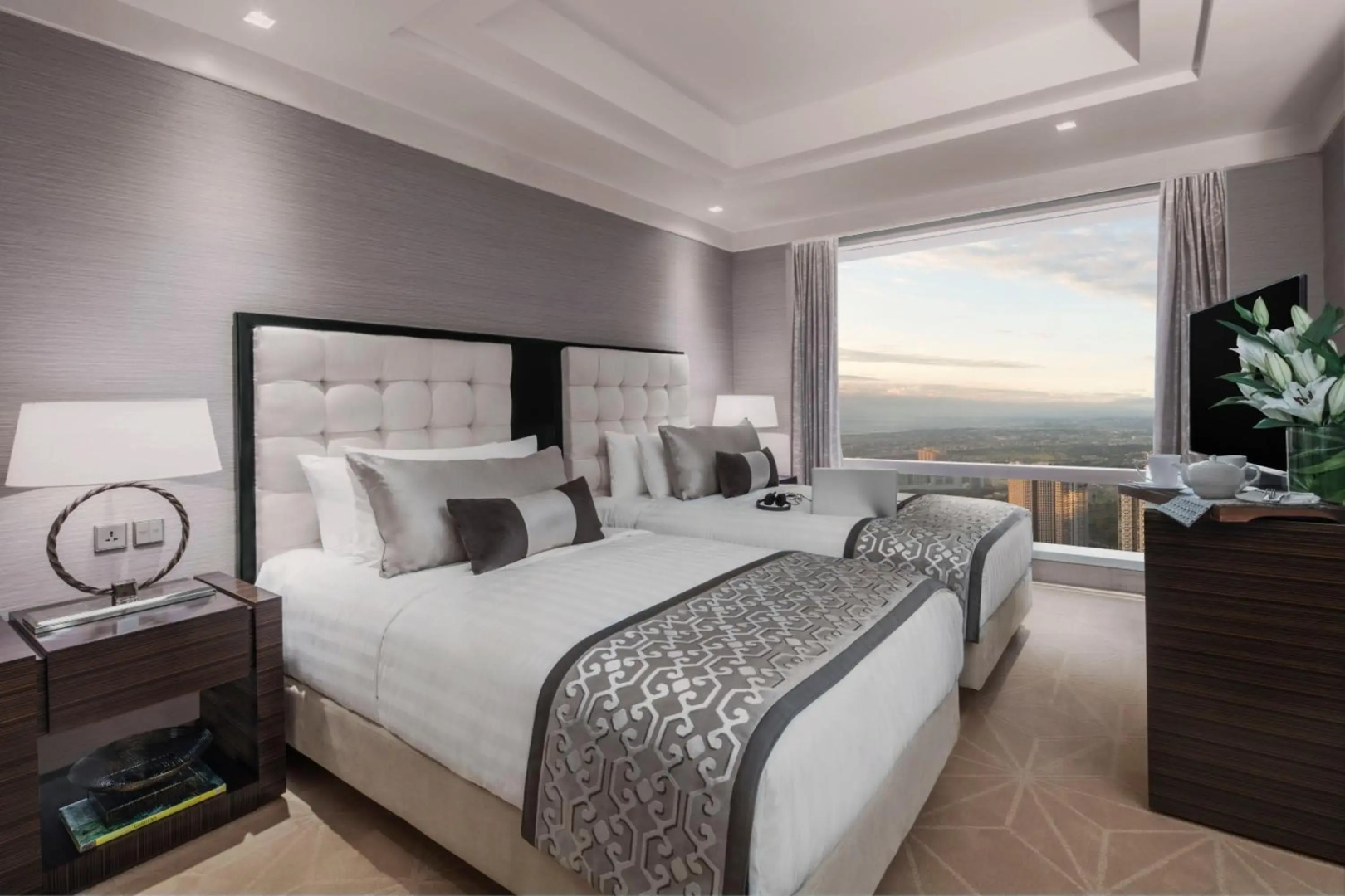 Shangri-La Residences at the Fort, Manila