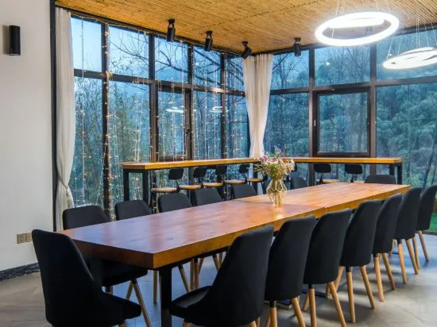 Moganshan maple elegant villa