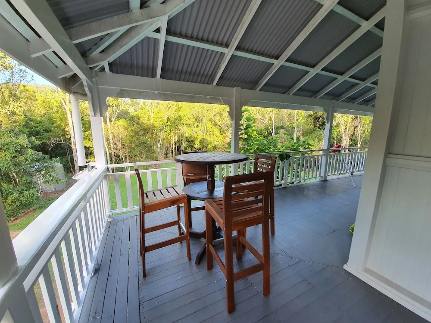 Airlie Beach Eco Cabins - Adults only