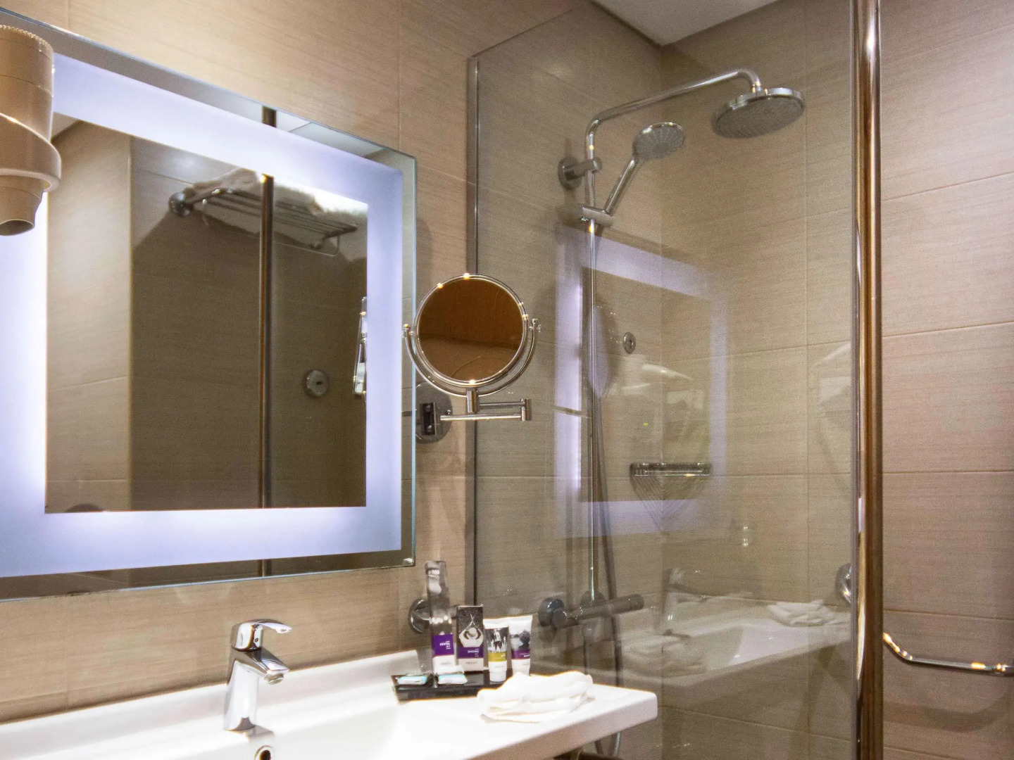 Mercure Ismailia Forsan Island Hotel