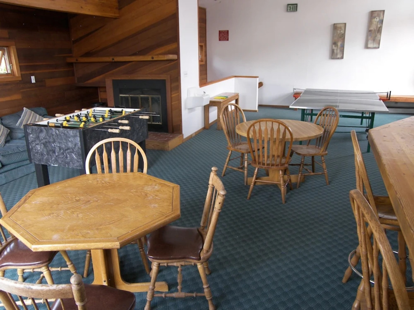 Snowscape 2 bed 2 bath 2 Br condo by RedAwning