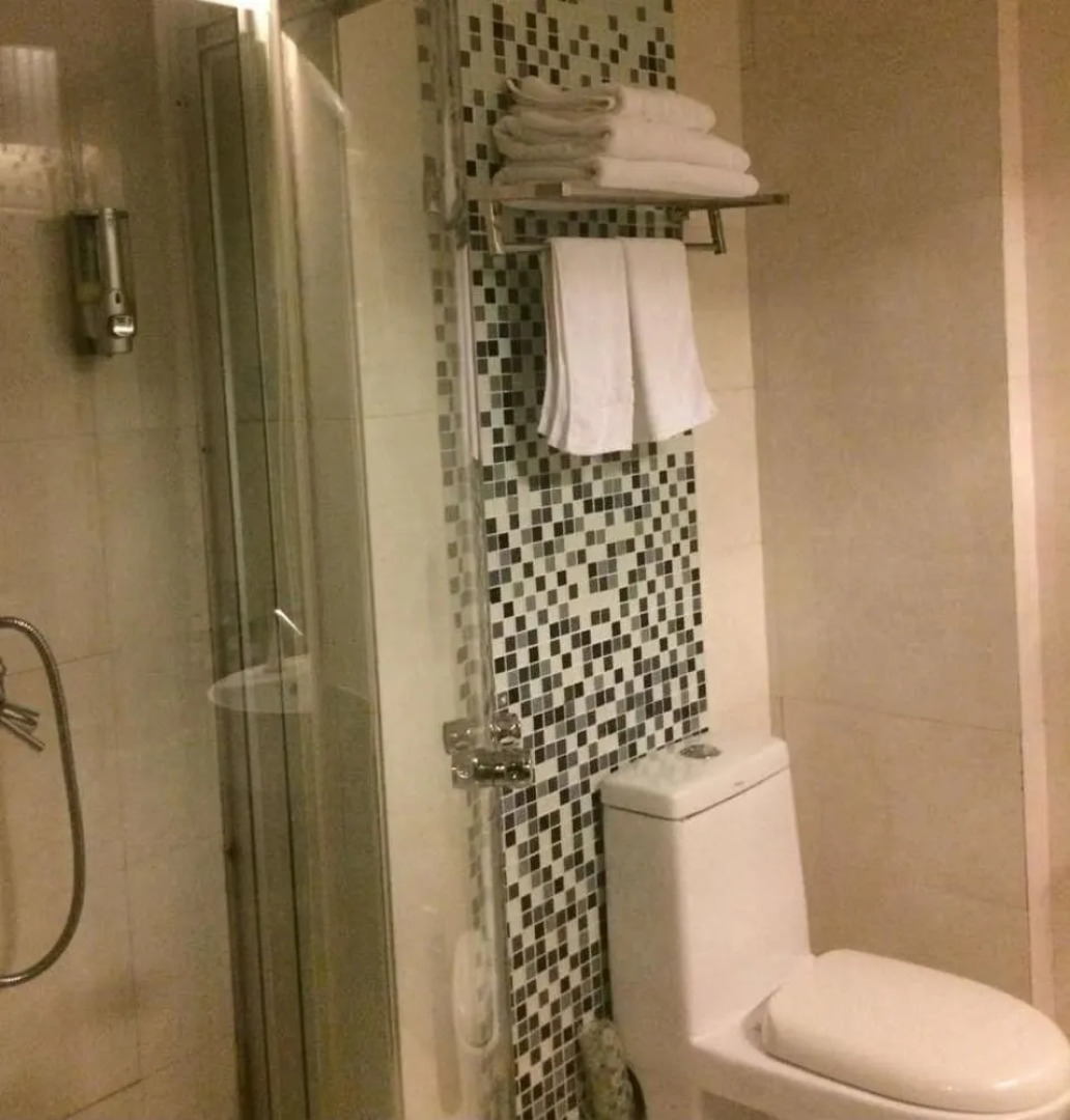 Kaili Business Hotel