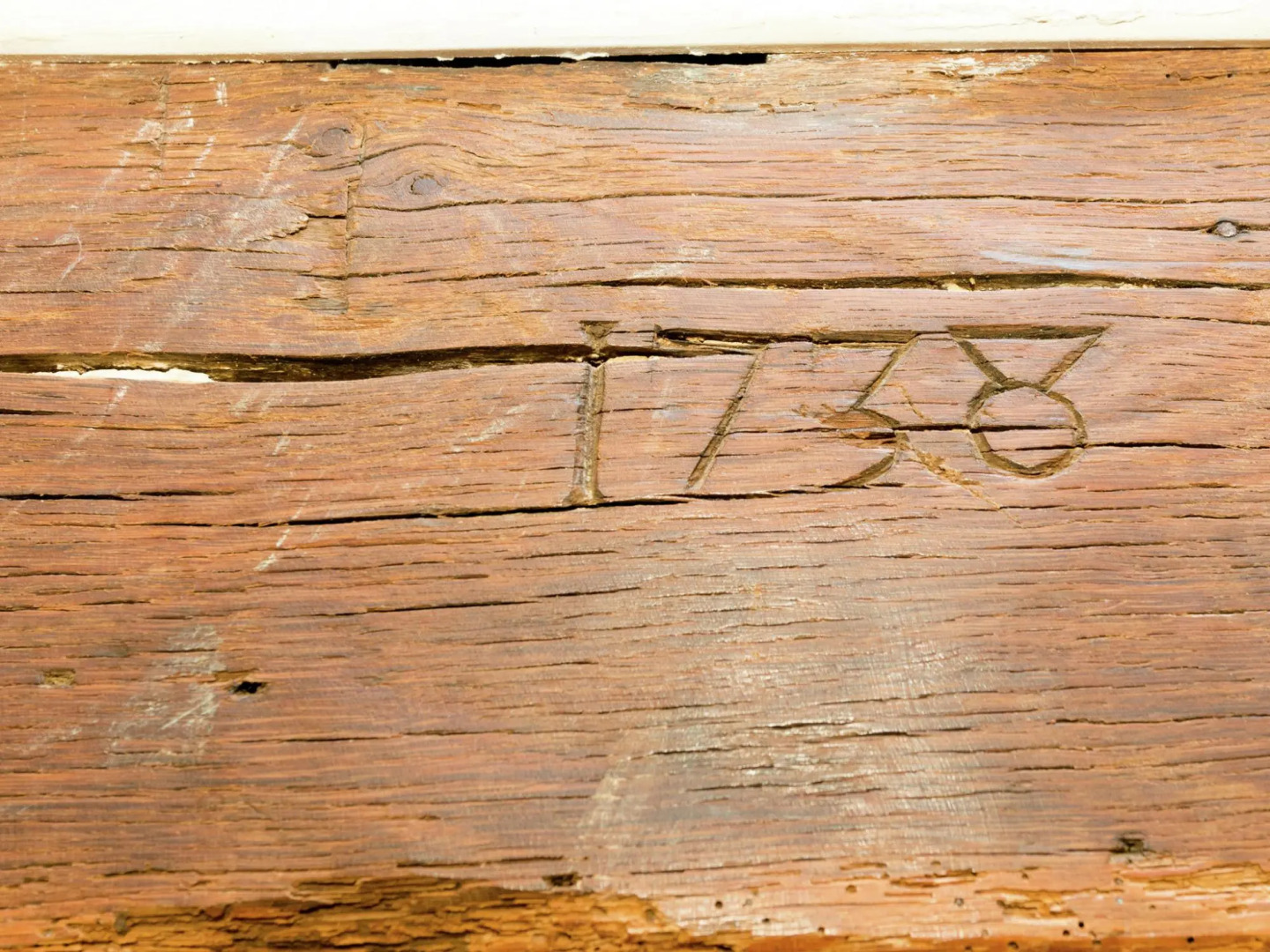 Glorious Holiday Home in Weris with Jacuzzi