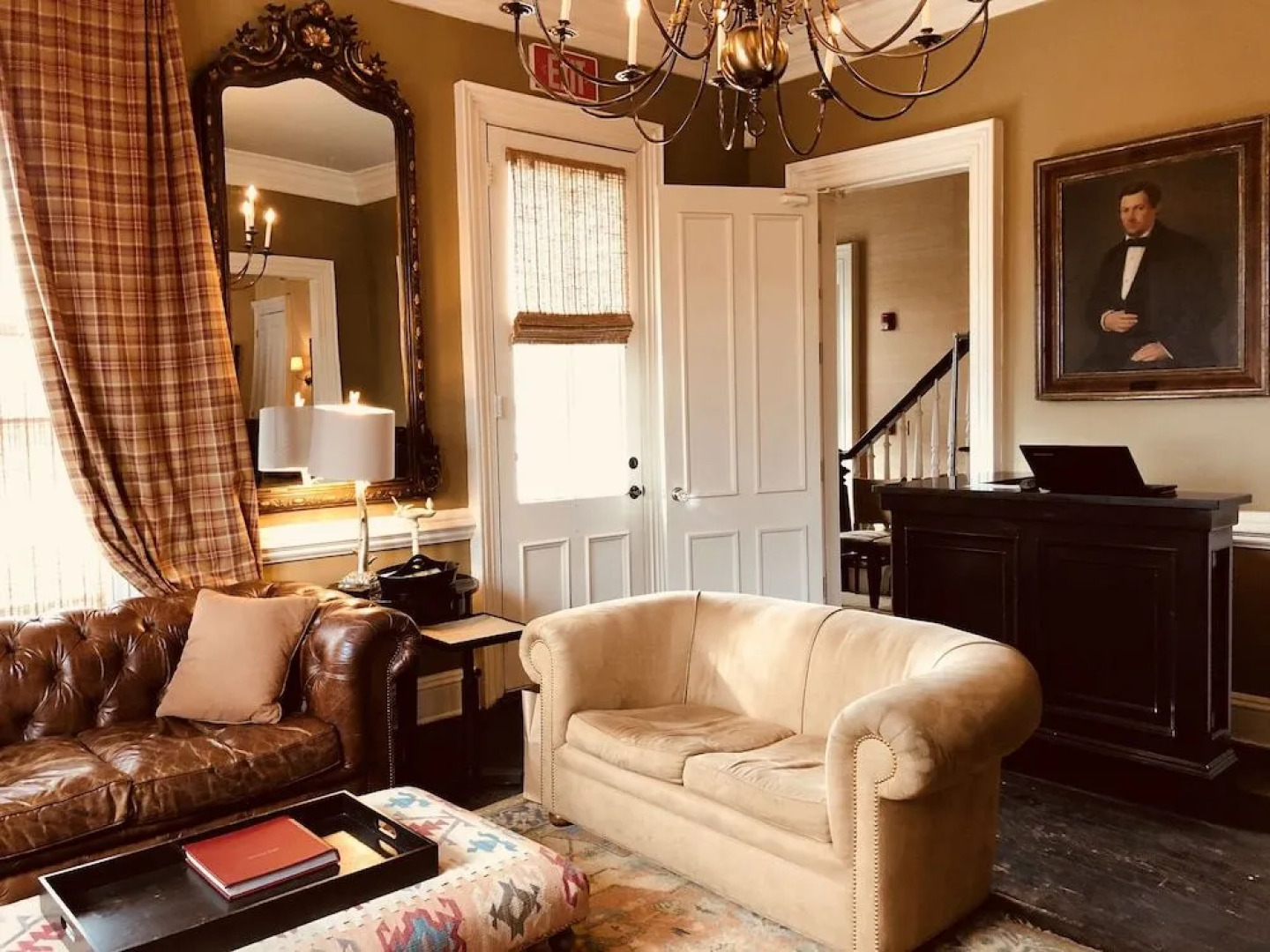 Jedediah Hawkins Inn