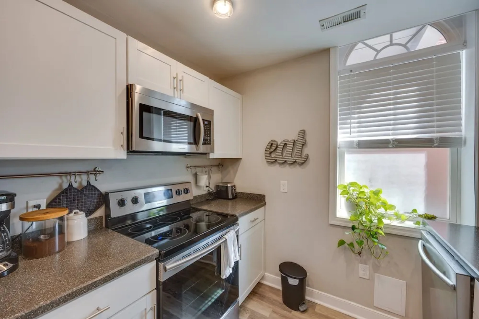 Chic Richmond Retreat w/ Quaint Private Patio!