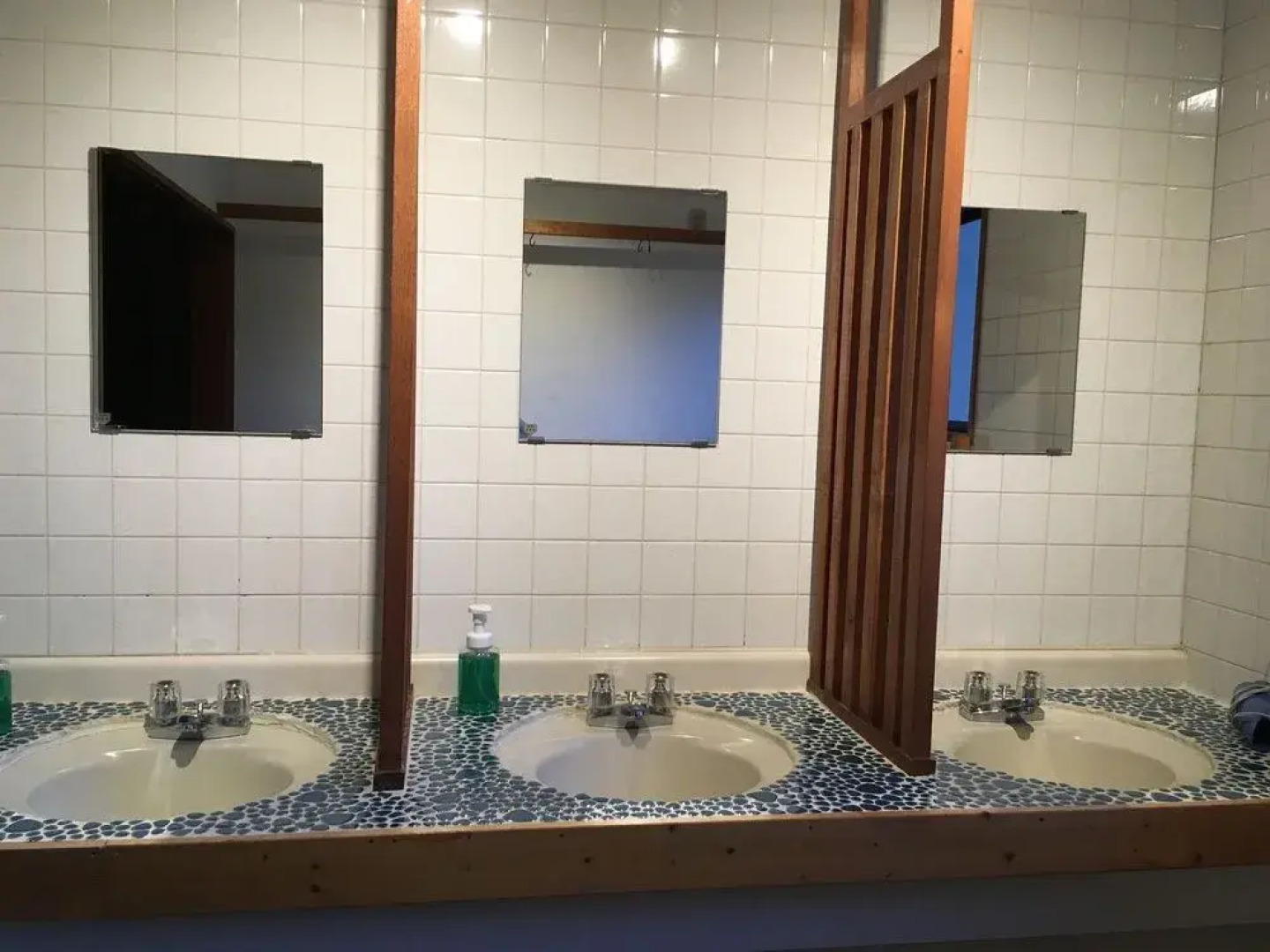 Teishaba Guesthouse & Cafe – Hostel