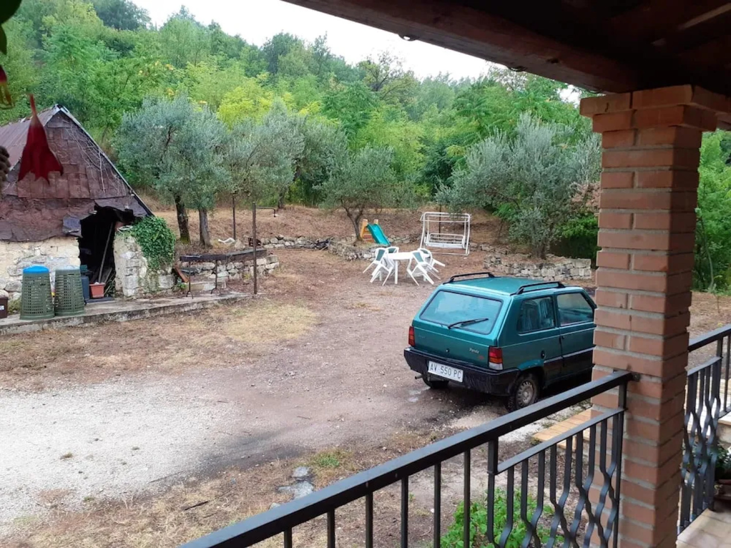 House With one Bedroom in Lettomonoppello, With Wonderful Mountain View and Enclosed Garden Near the Slopes