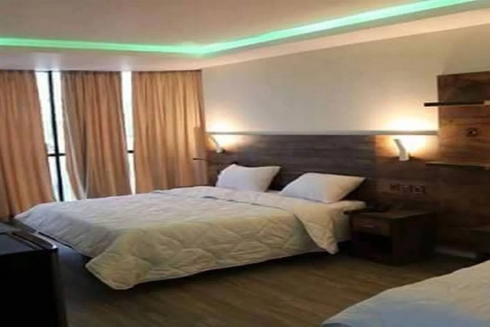 Barbarous Royal Hotel