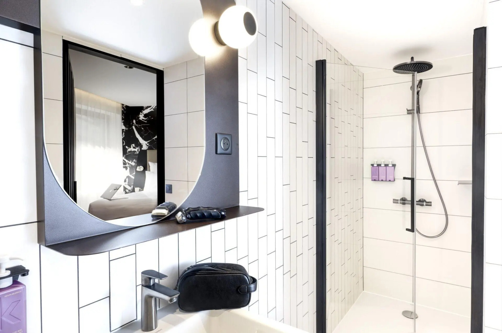 Tribe Paris La Defense Esplanade