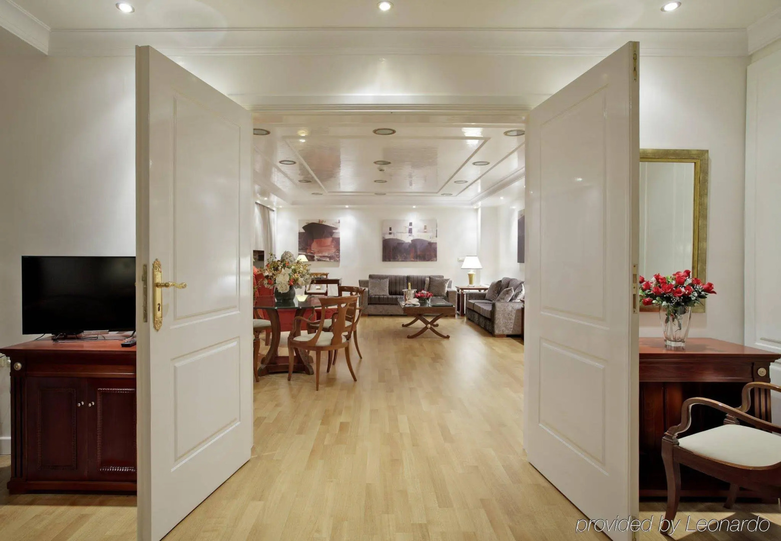 Piraeus Theoxenia Hotel