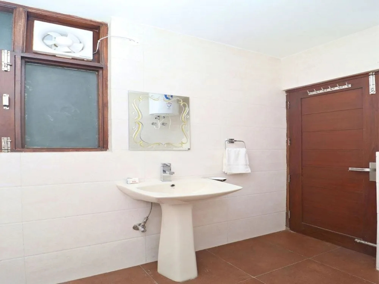 Oyo Home 16567 Nature Pride Villa