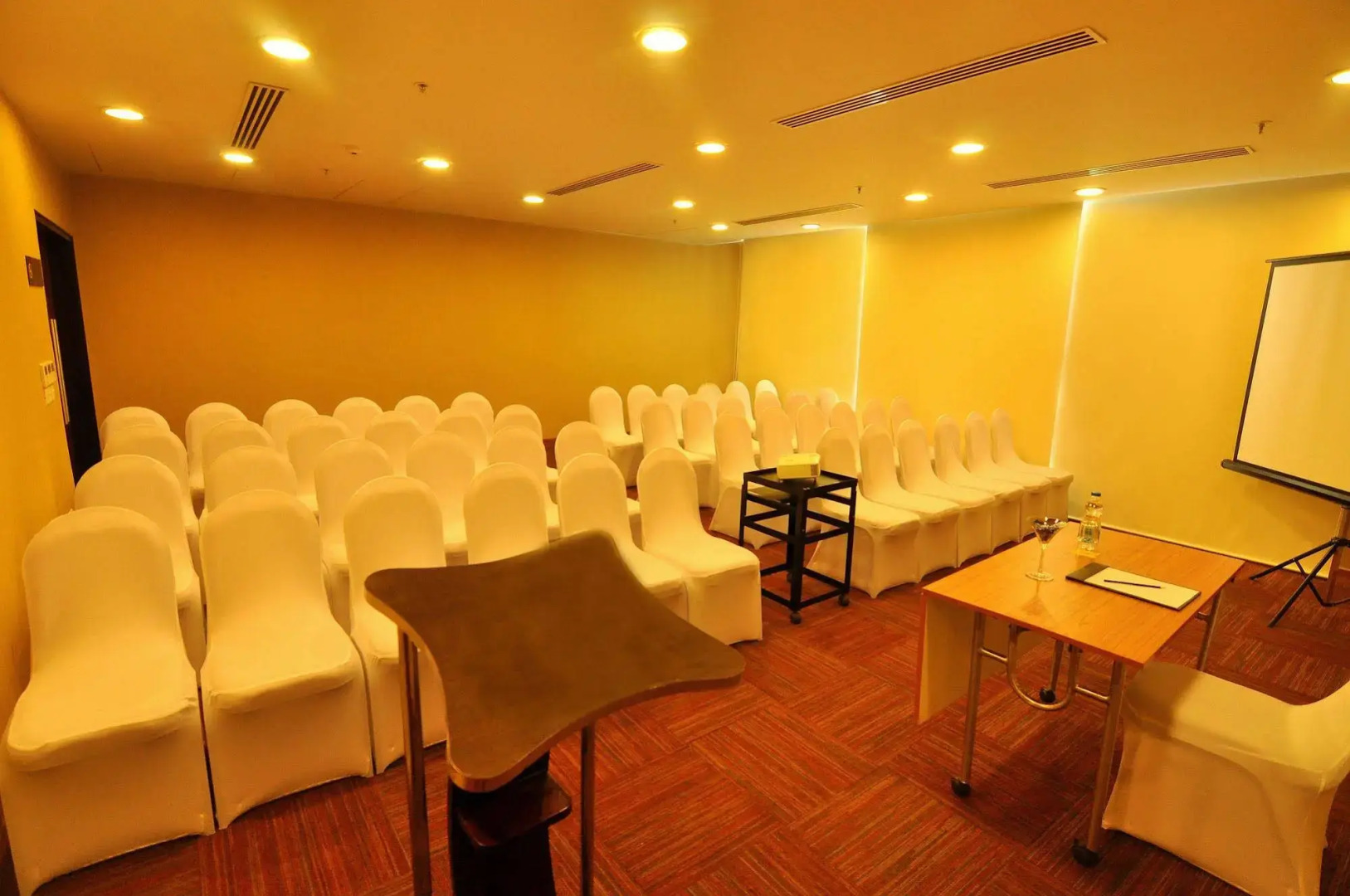 Keys Select by Lemon Tree Hotels, Kochi