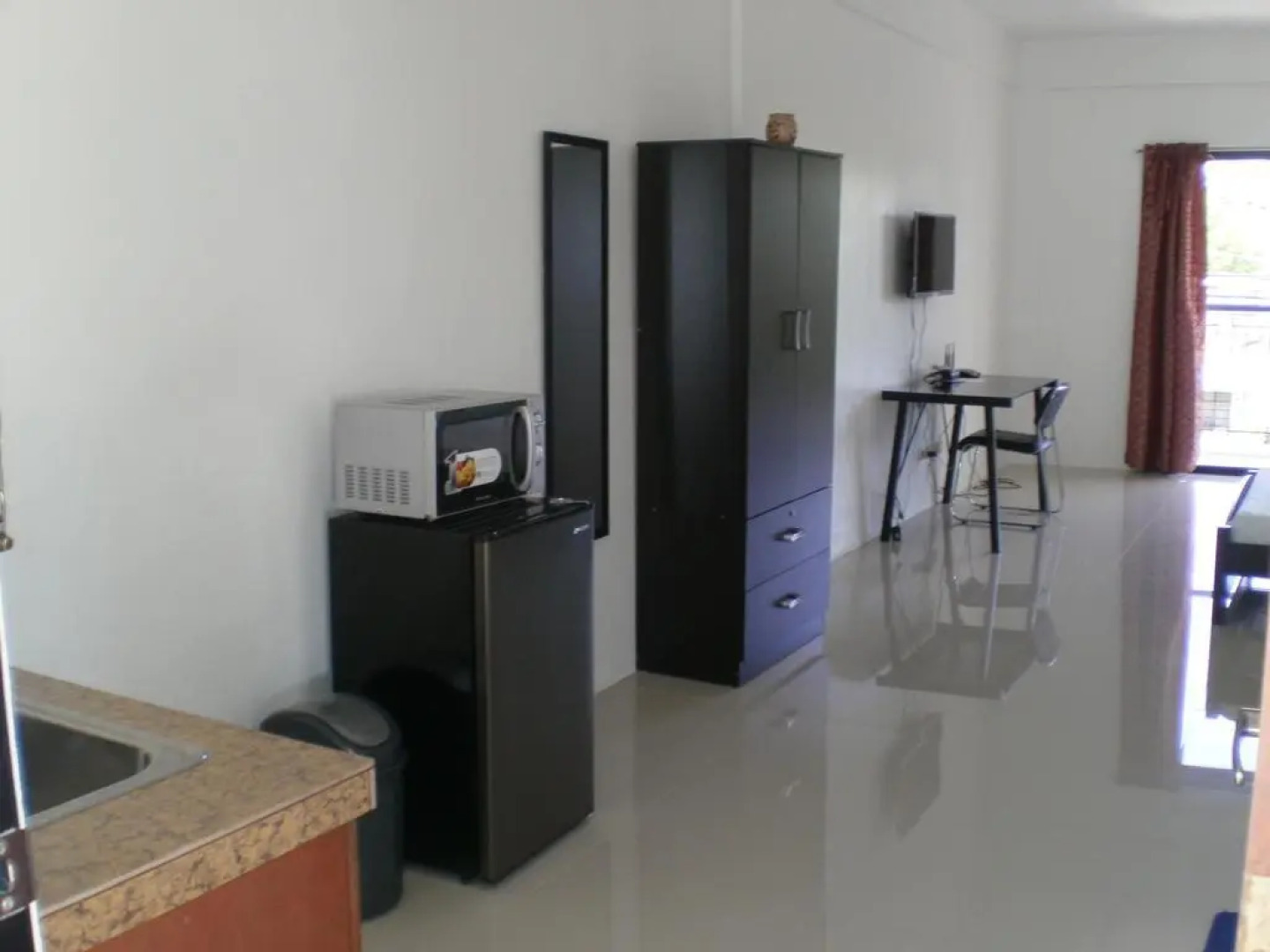 The Palines Apartment Hotel