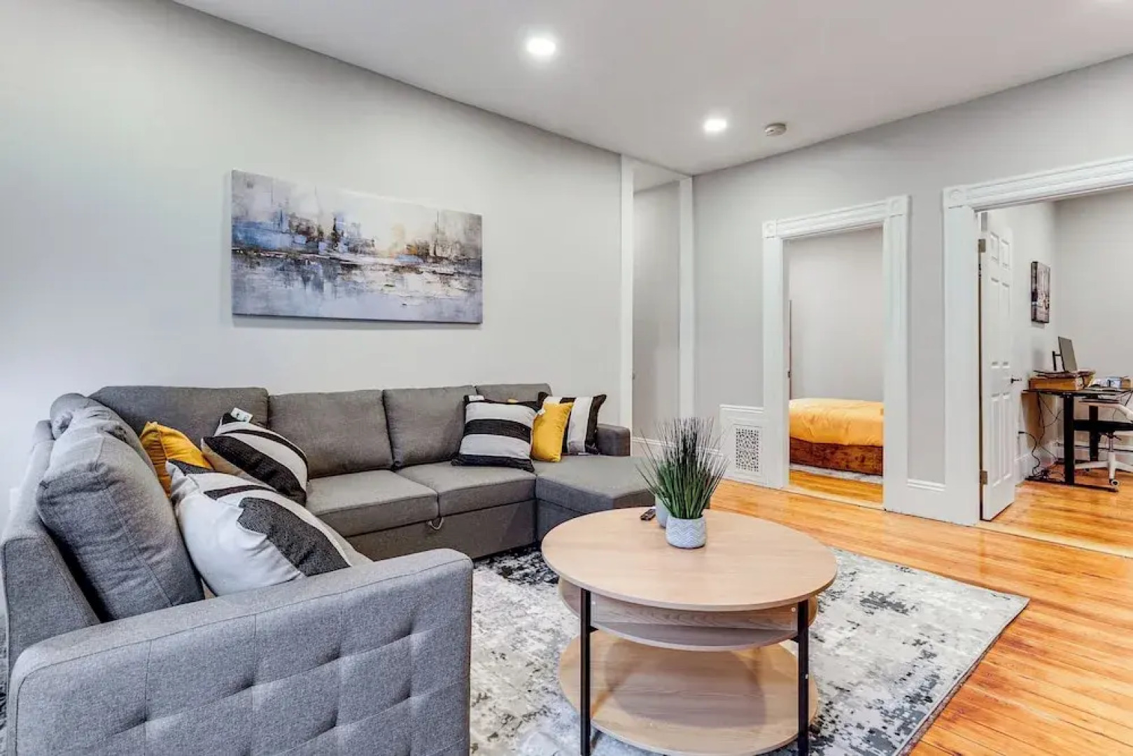 1 Mi to Dtwn: Pet-friendly Providence Apt w/ Yard