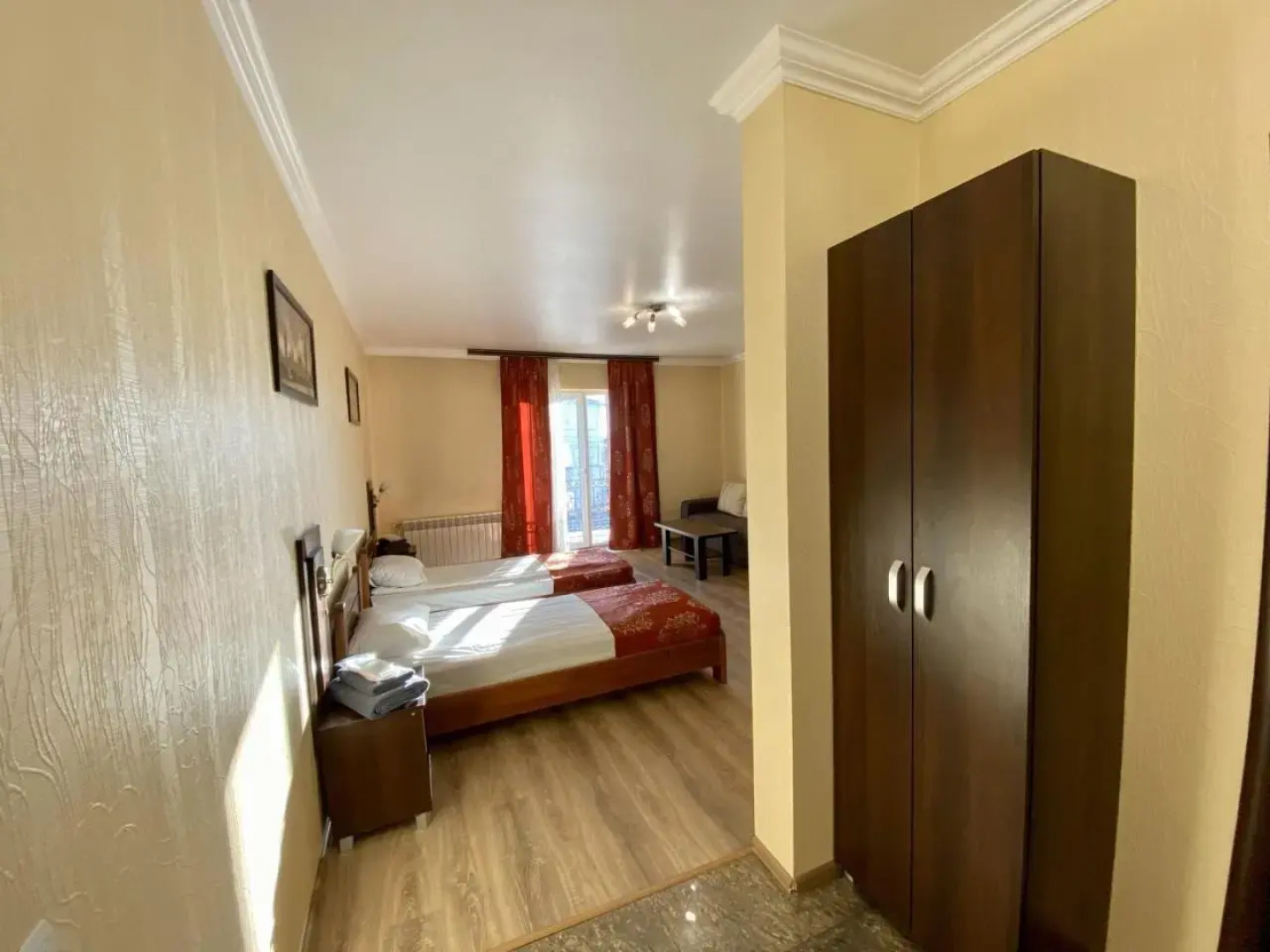 Sting Hotel & Event Palace