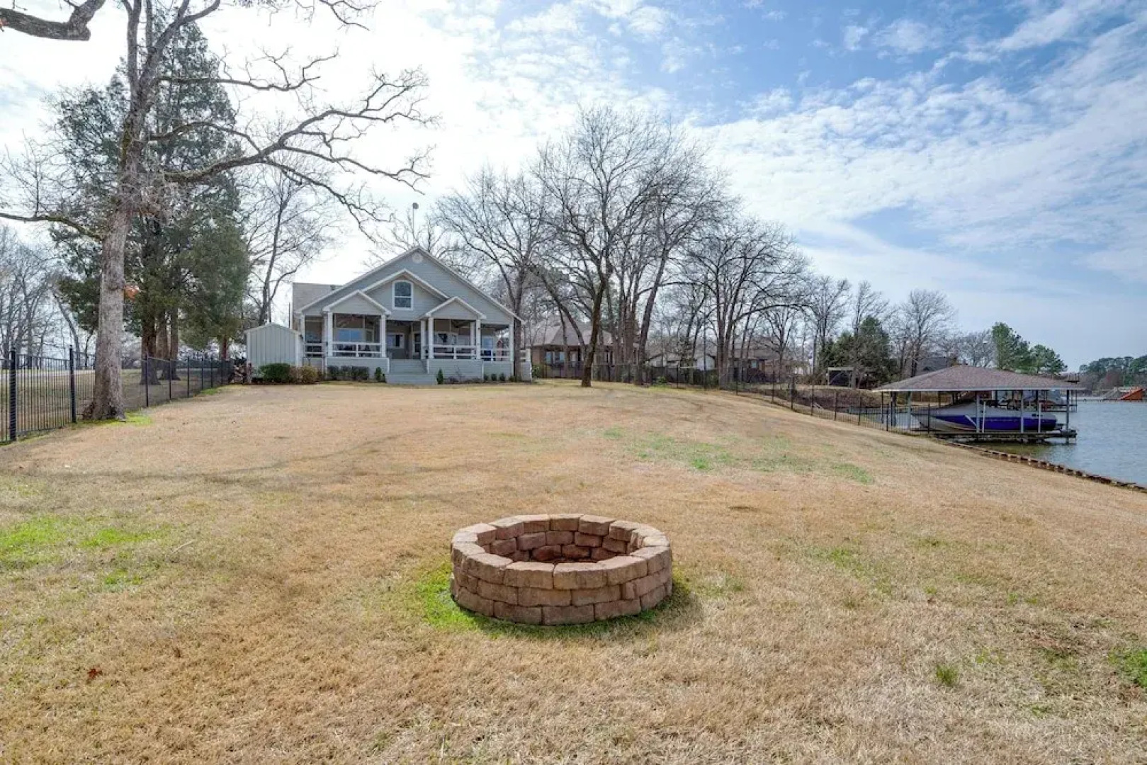 Dock & Lake Access: Gem on Cedar Creek Reservoir