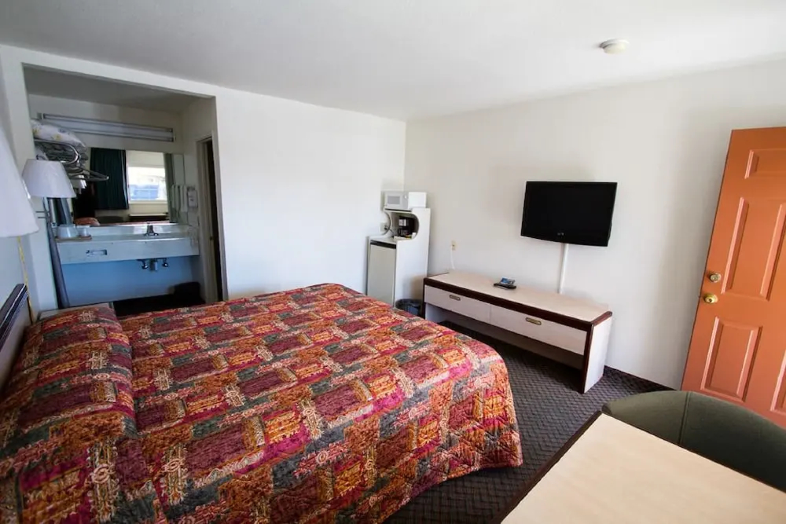 Trails Motel