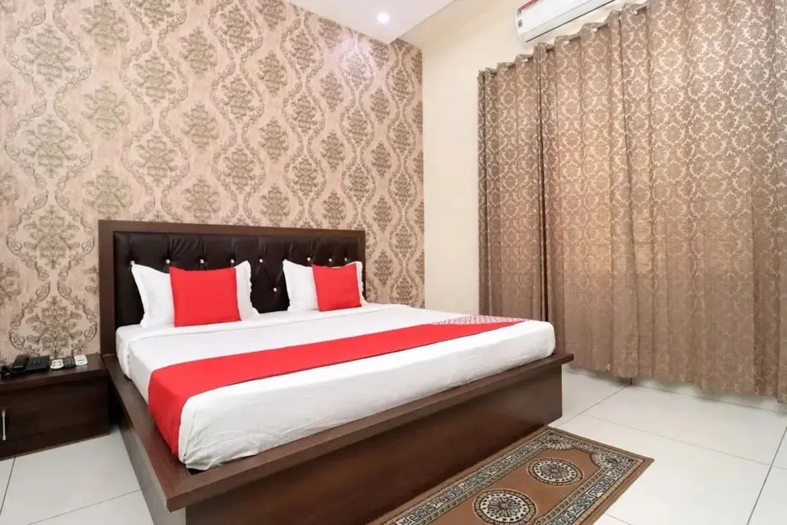 Samrat Regency By OYO Rooms