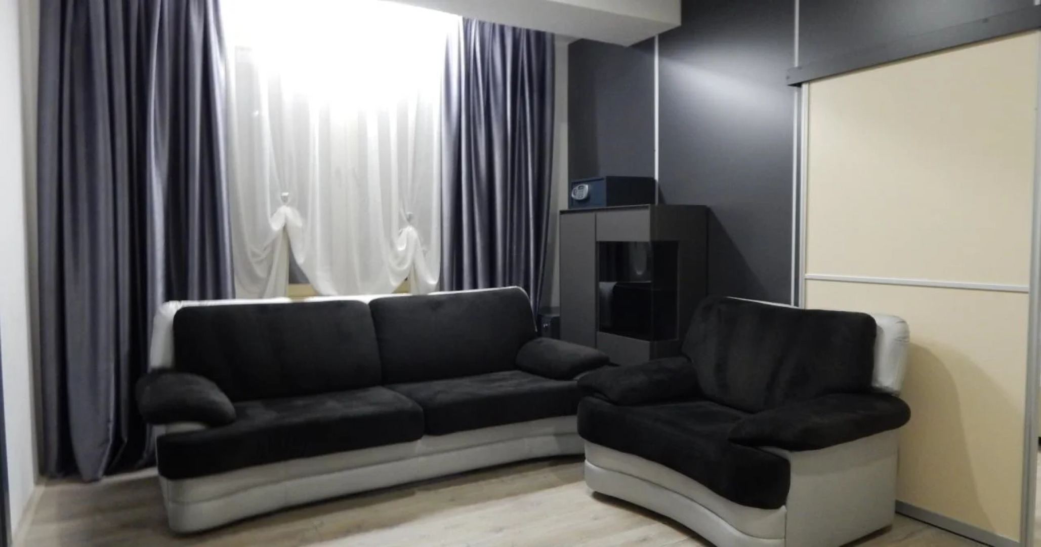 Atlas City Center Hotel