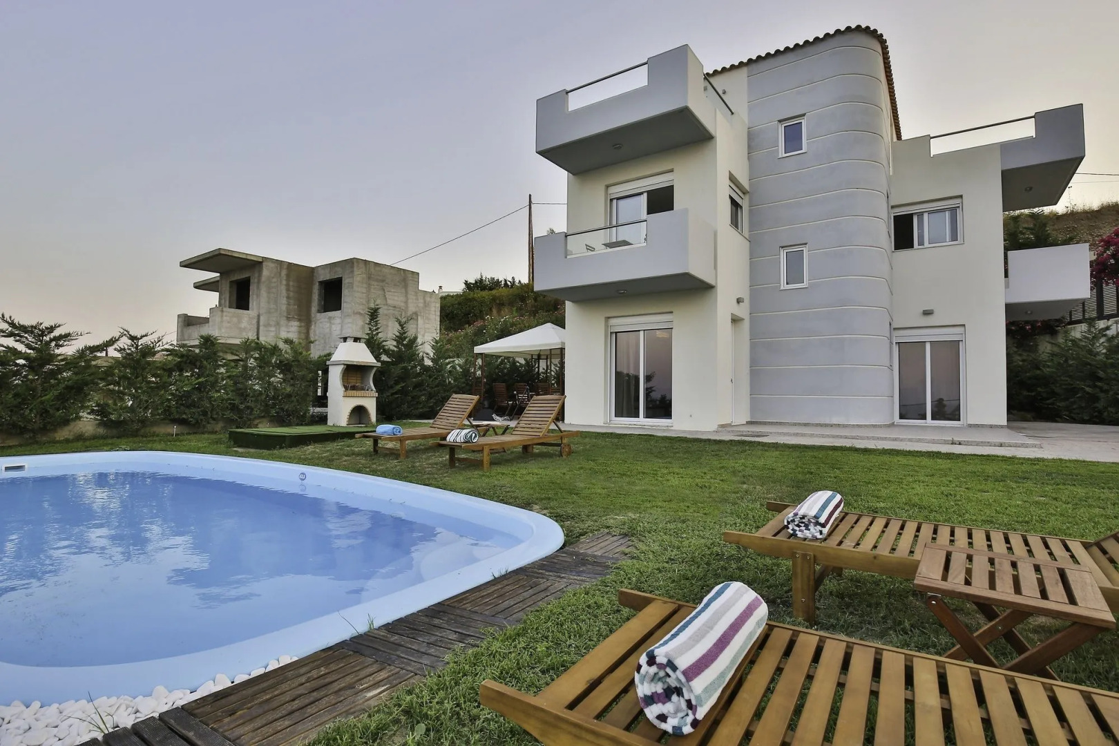 Hill & Sea View Villas