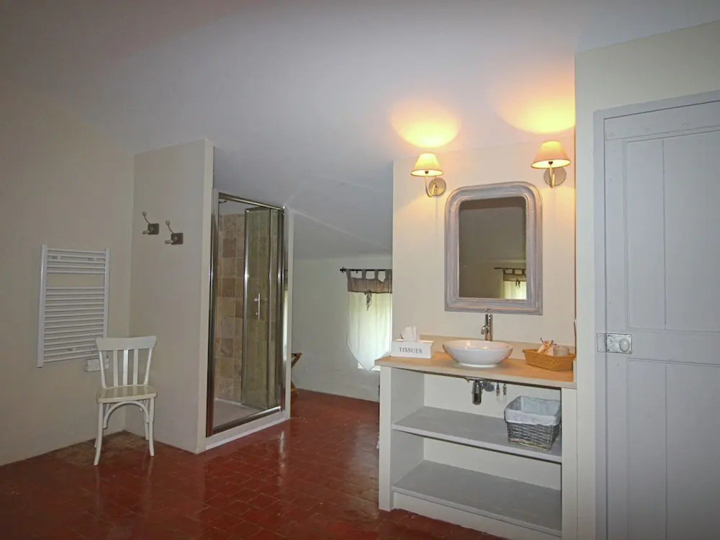 Mountain Villa in Carpentras With Pool & Majestic Views