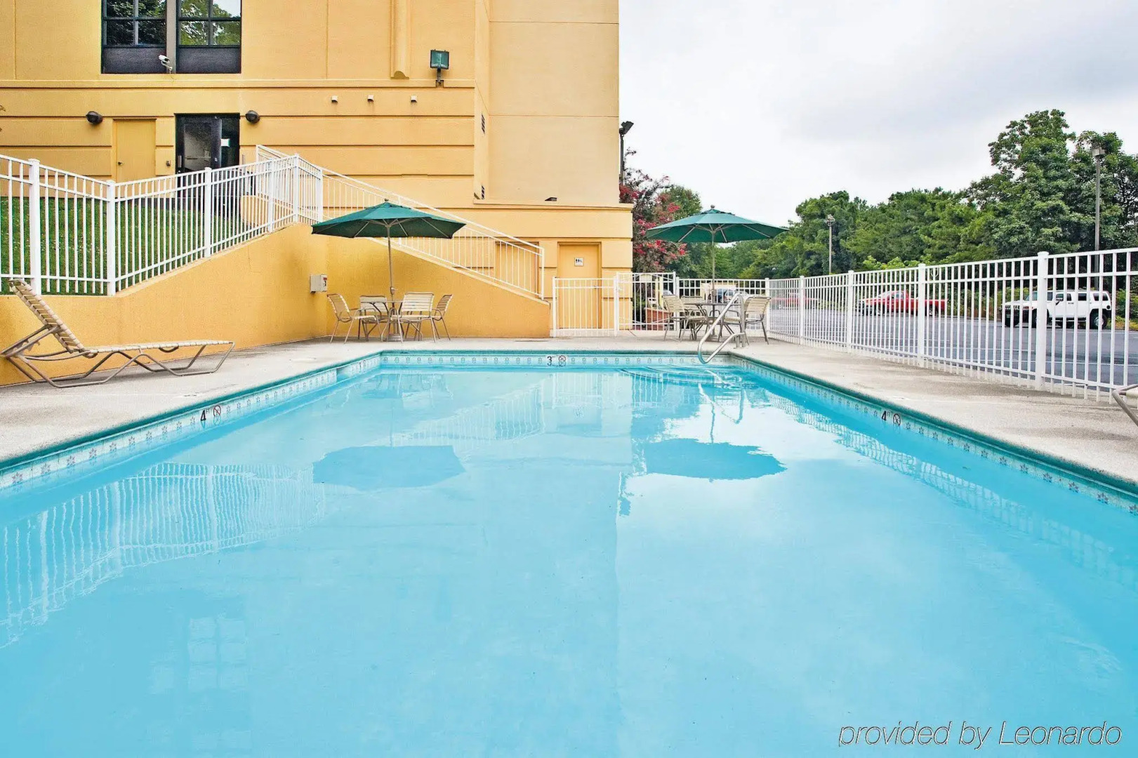 Best Western Plus Dalton Inn