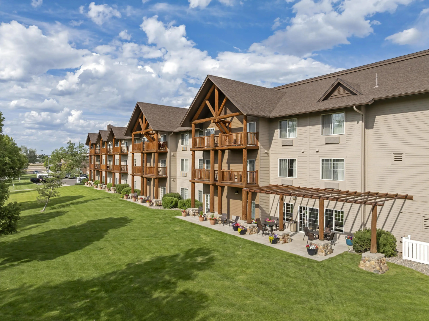 Best Western Plus Riverfront Hotel & Suites