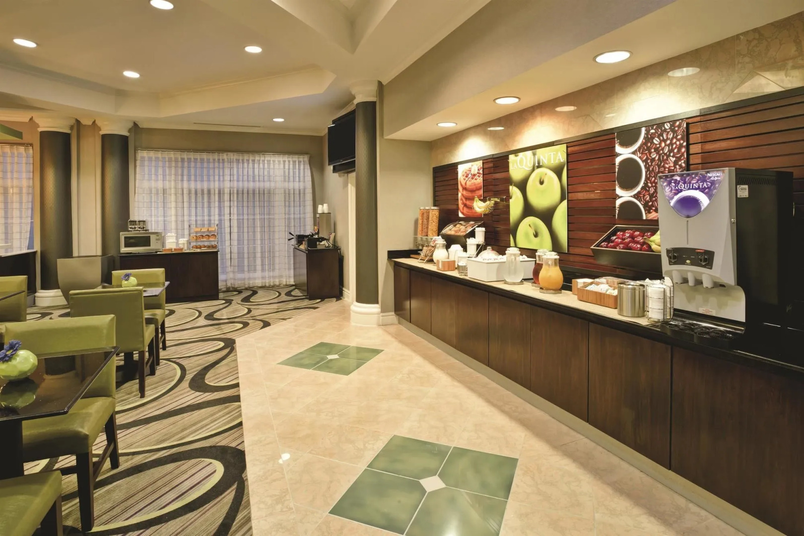 La Quinta Inn & Suites Birmingham Hoover
