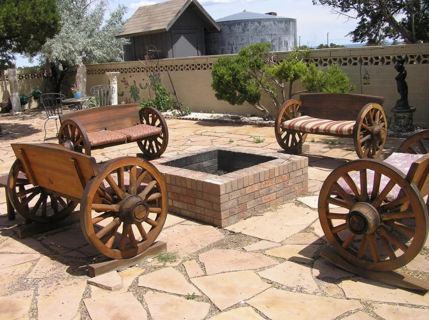 Dumplin Patch Bed & Breakfast