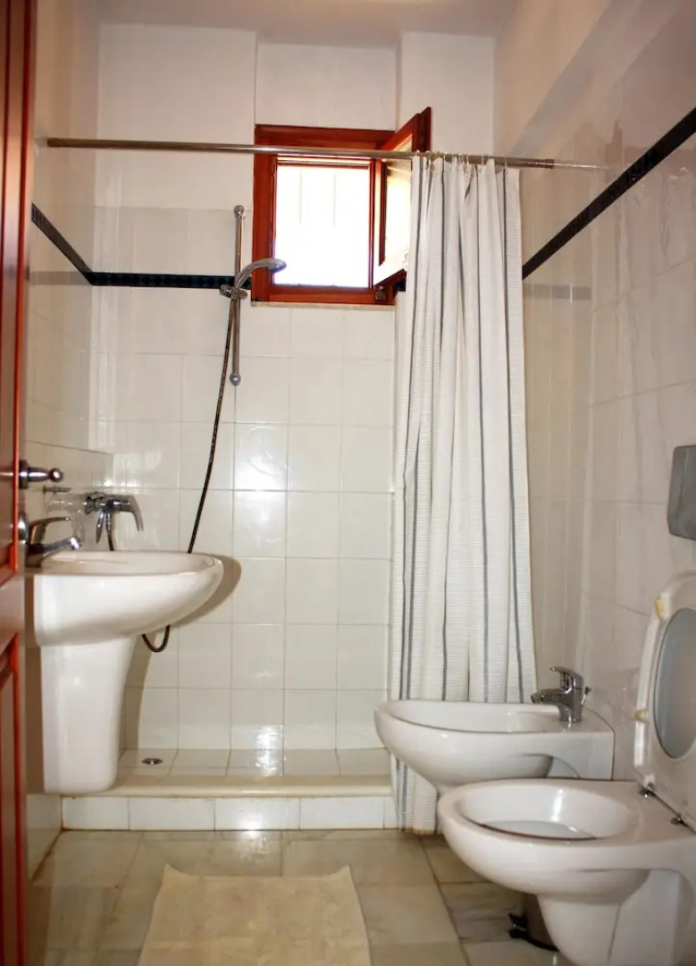 Apartment With 2 Bedrooms in Pirgos, With Wonderful sea View, Enclosed