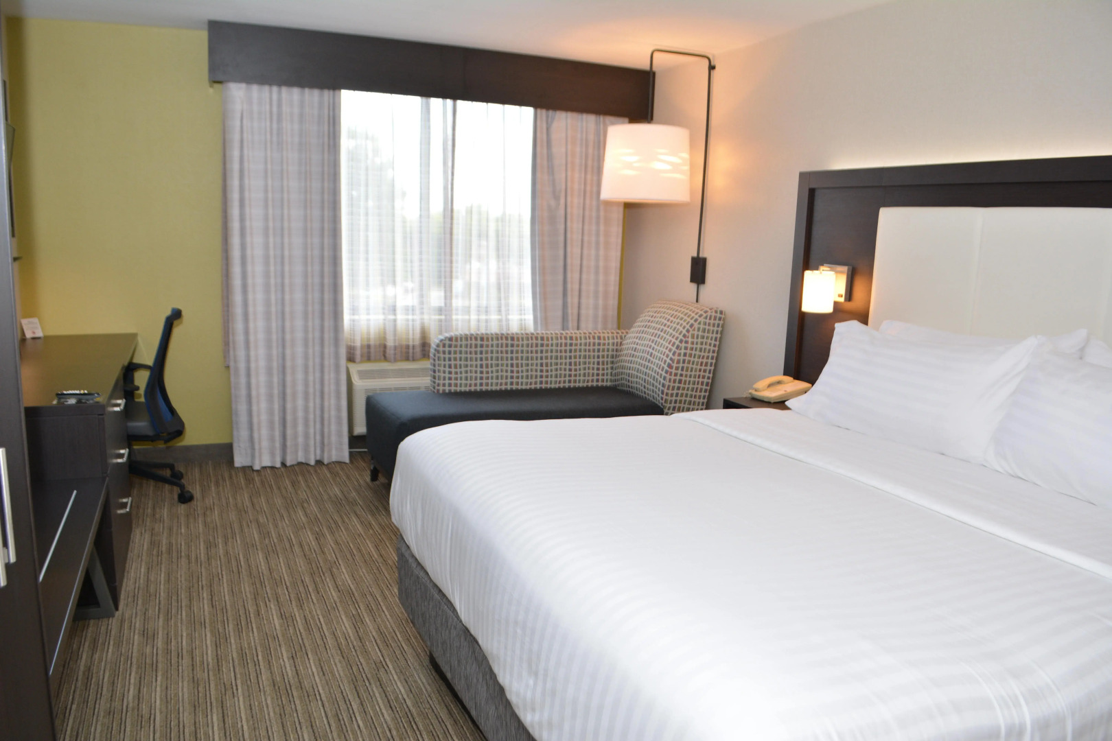Holiday Inn Express & Suites Waterville - North by IHG