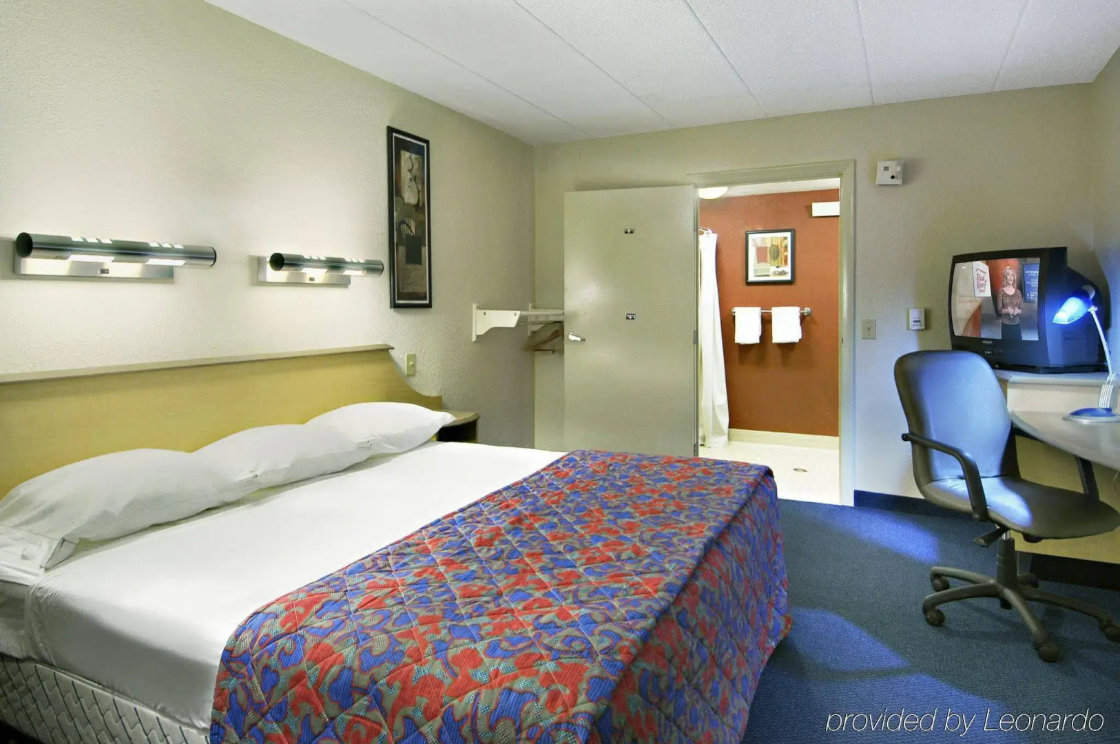 Red Roof Inn Enfield