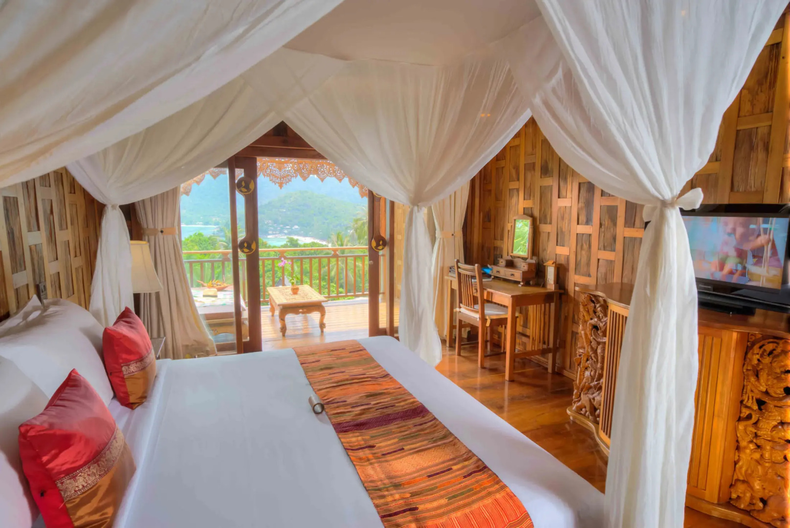 Курортный отель Santhiya Koh Phangan Resort & Spa