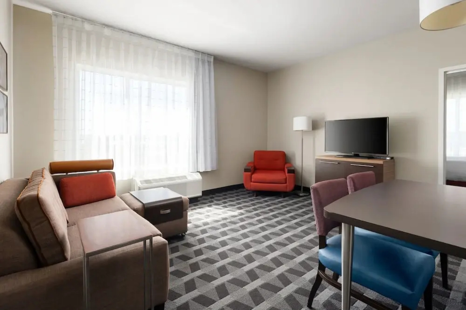 TownePlace Suites by Marriott Lafayette South