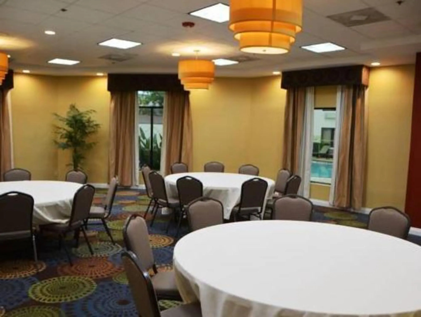 Holiday Inn Fort Myers - Downtown Area by IHG