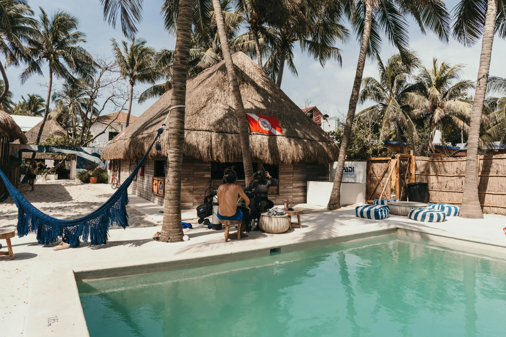 Nílu Isla Mujeres by Selina