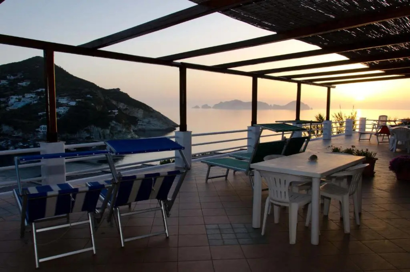 Sunset Village Ponza